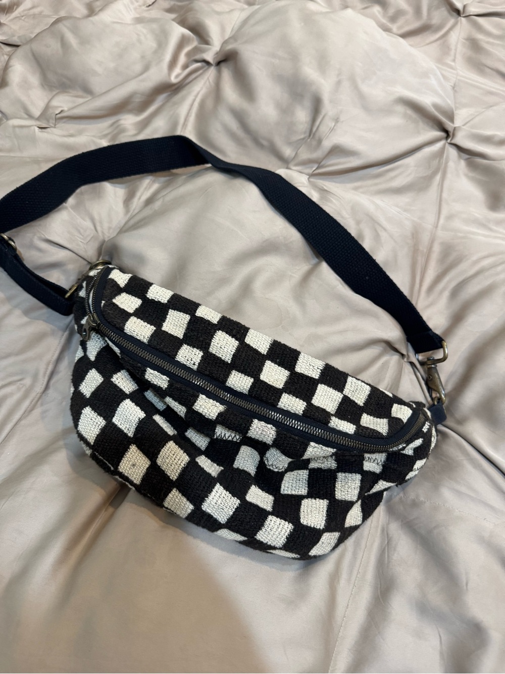 JennaBee - Woven Checkerboard Belt Bag in Black and White